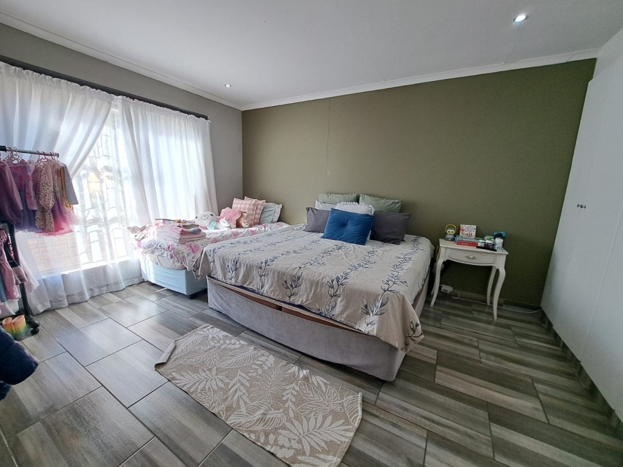 3 Bedroom Property for Sale in Boschdal North West
